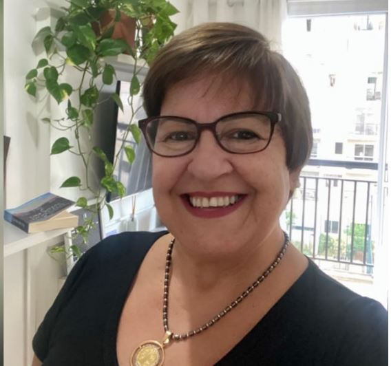 Rosangela Peres